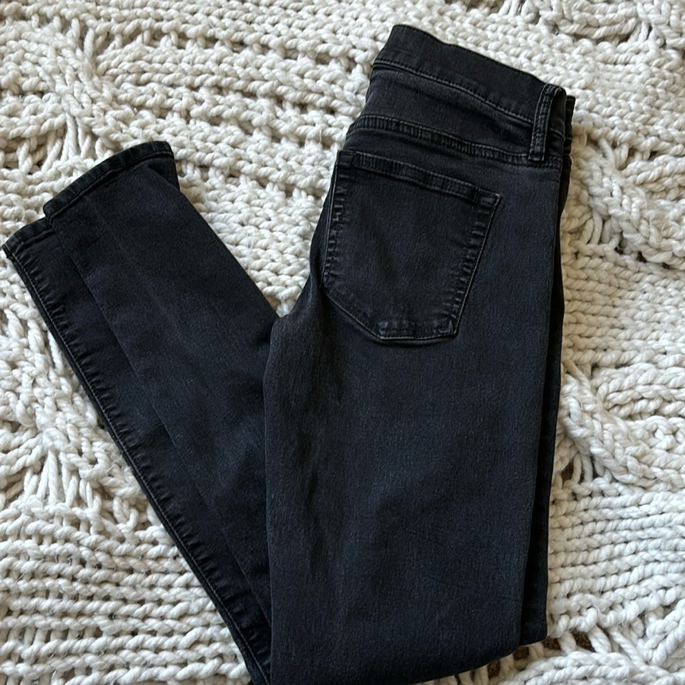 LOFT Modern Skinny Black jeans size 25